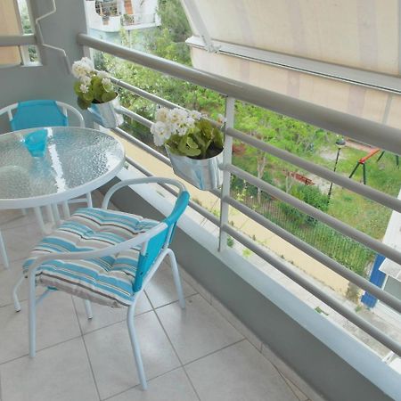 Athens Metro Mall Apart Luaran gambar